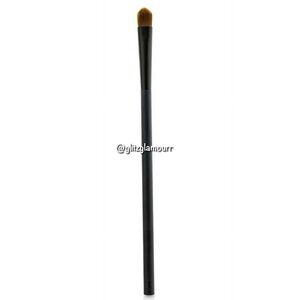 🖌️NARS #49 Wet/Dry Eyeshadow Brush🖌️